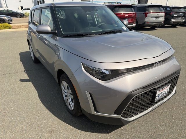 2025 Kia Soul photo 5