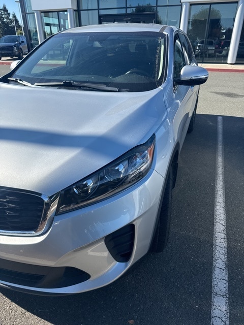 Used 2020 Kia Sorento L with VIN 5XYPG4A32LG638839 for sale in Stockton, CA