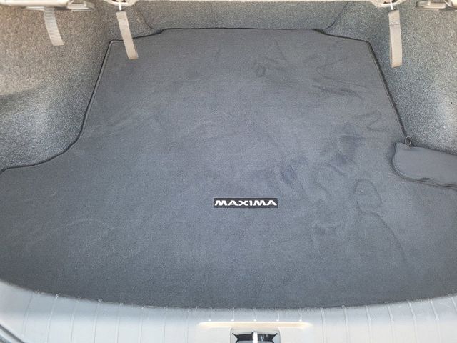 2023 Nissan Maxima SV photo 3