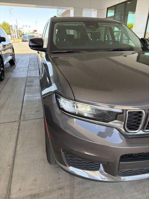 2023 Jeep Grand Cherokee L Laredo photo 4