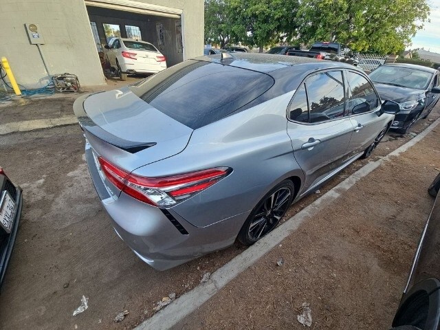 2020 Toyota Camry XSE photo 3