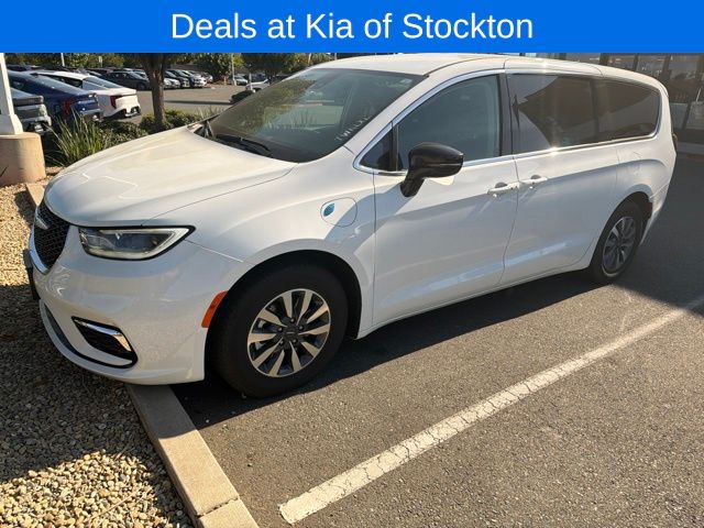 2024 Chrysler Pacifica