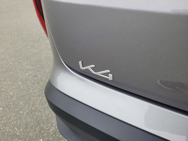 2025 Kia K4 LXS photo 6
