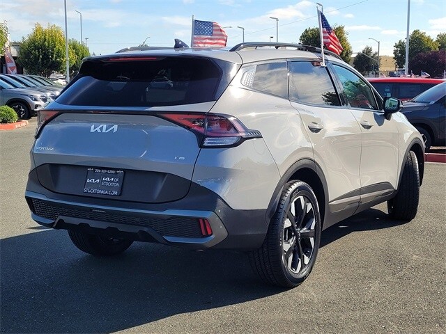 2024 Kia Sportage X-Line photo 4