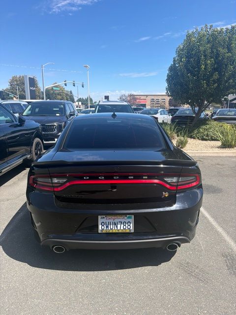 2C3CDXGJ8MH588504