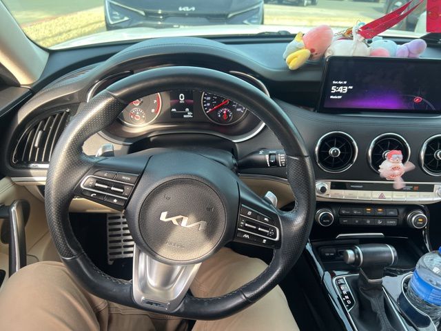 2023 Kia Stinger GT-Line photo 6