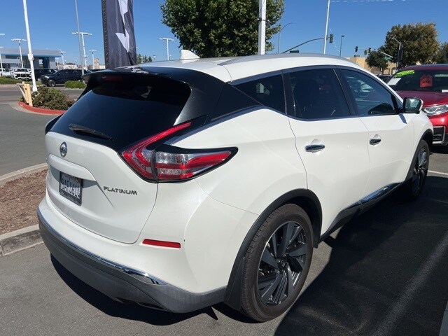 2017 Nissan Murano Platinum photo 3