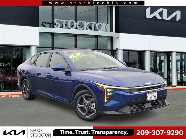 2025 Kia K4 LXS's photo
