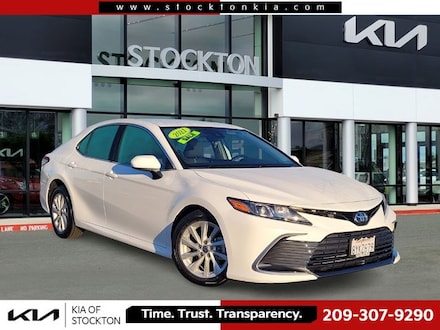 2021 Toyota Camry LE Sedan