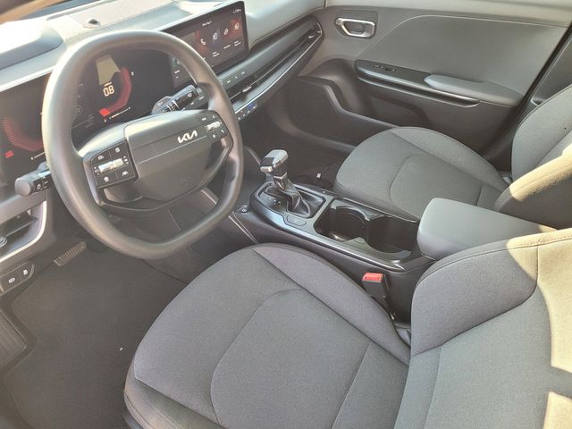 Photo 8