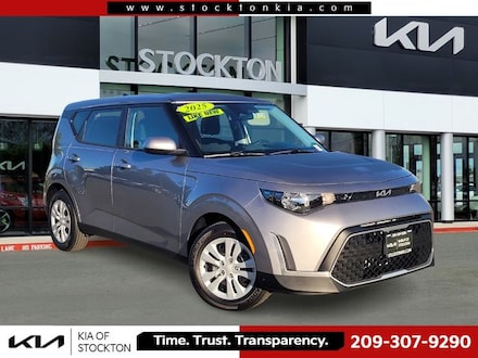 2025 Kia Soul LX Hatchback