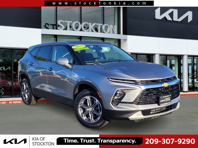 2025 Chevrolet Blazer 2.0T 2LT AWD's photo