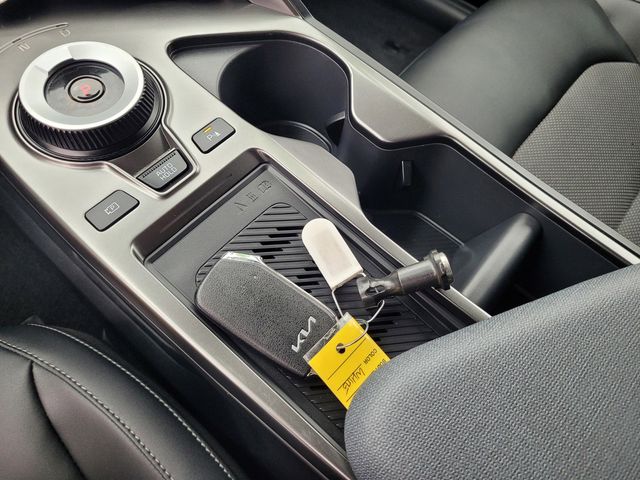 2024 Kia EV6 Light L/R - Photo 18