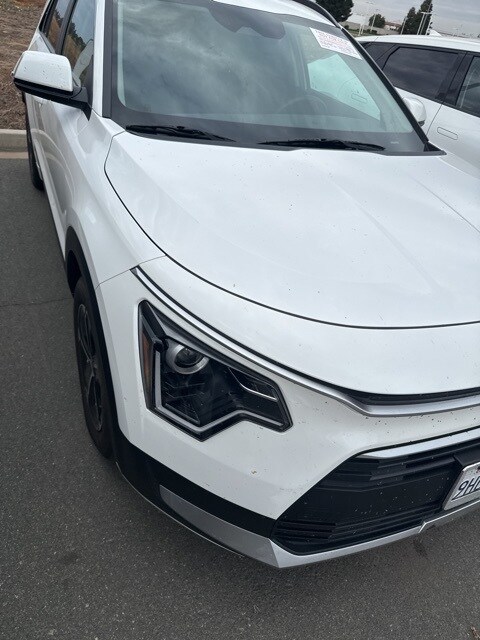 2023 Kia Niro EX photo 4