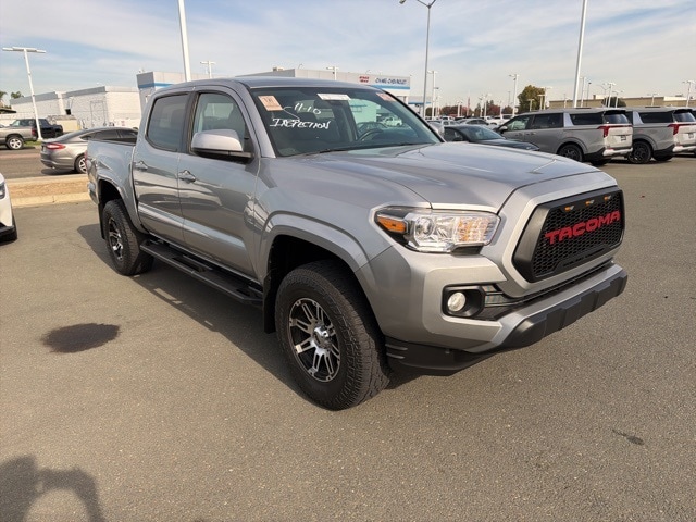 2020 Toyota Tacoma SR5 photo 4
