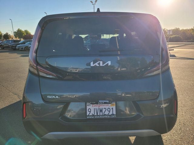 2024 Kia Soul LX photo 4