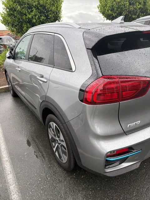 2022 Kia Niro EV EX Premium photo 4
