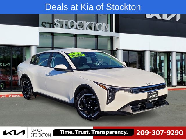 2025 Kia K4