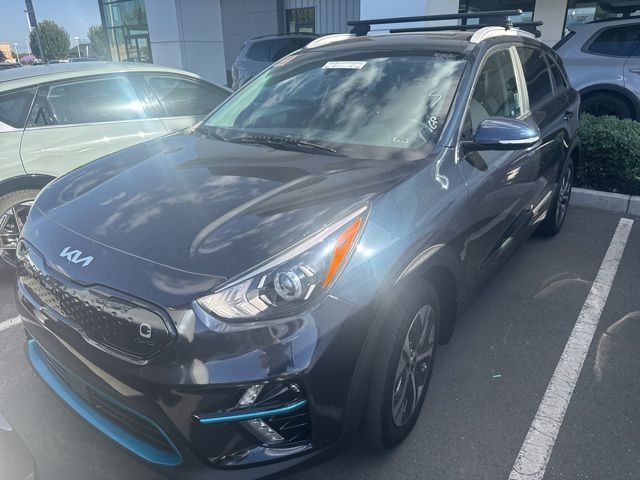2023 Kia Niro EX Touring HEV's photo