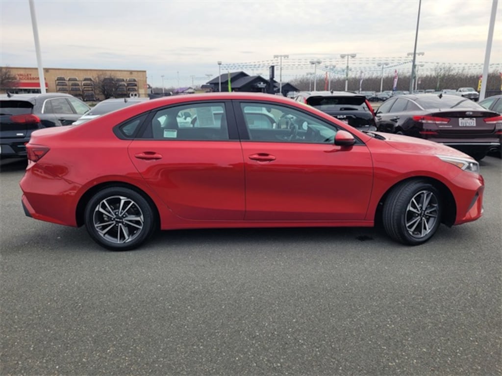 Certified 2024 Kia Forte LXS Sedan