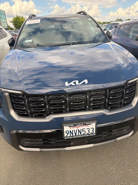 2024 Kia Sorento photo 3