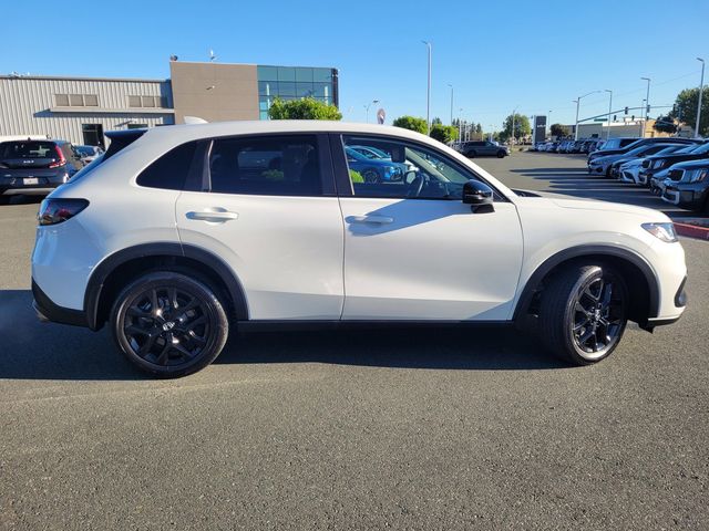 2024 Honda HR-V Sport w/BSI photo 2