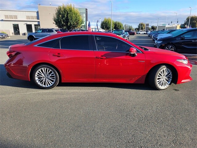 2021 Toyota Avalon Hybrid Limited photo 3