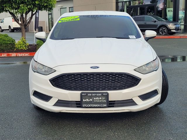 2018 Ford Fusion SE photo 2