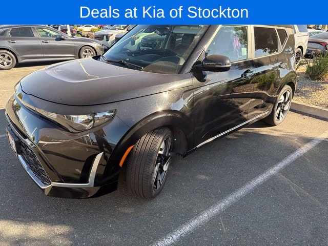 2023 Kia Soul GT-Line FWD photo