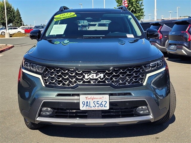 2022 Kia Sorento X-Line SX Prestige photo 2