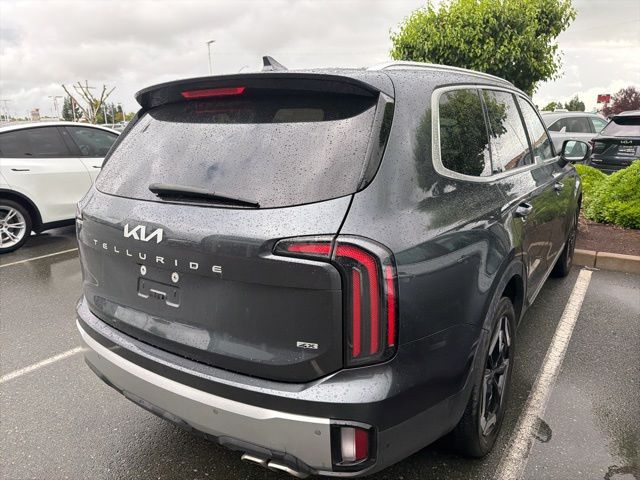 2024 Kia Telluride EX photo 5