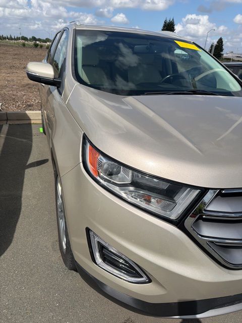 2018 Ford Edge Titanium photo 4