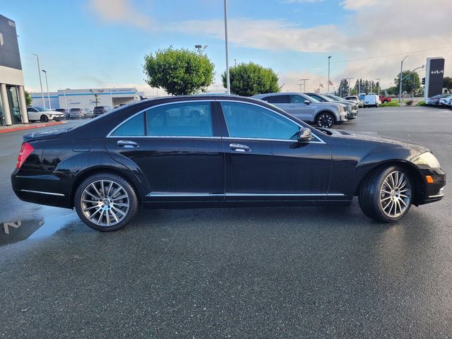 2013 Mercedes-Benz S-Class S 550 photo 2
