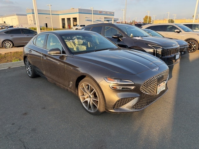 2024 Genesis G70 2.5T photo 2