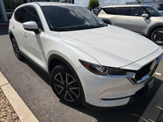 2018 Mazda Mazda CX-5 Touring photo 5