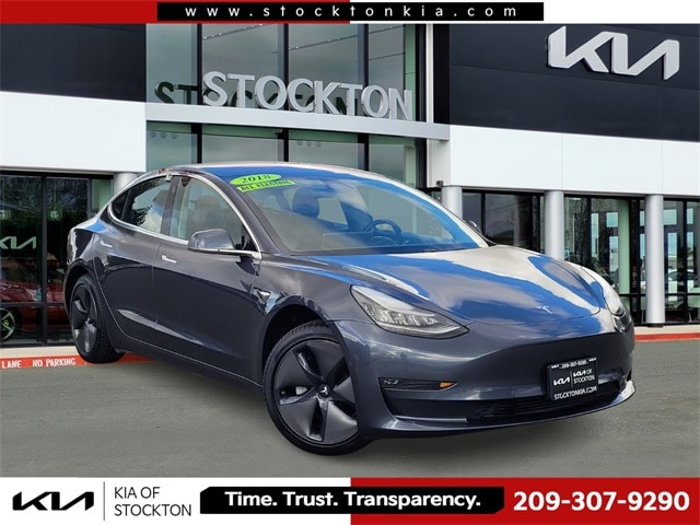 2018 Tesla Model 3 Long Range's photo
