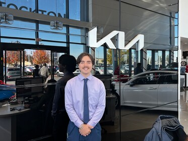 Staff member Oscar Rose from ID_eeb8de208f64