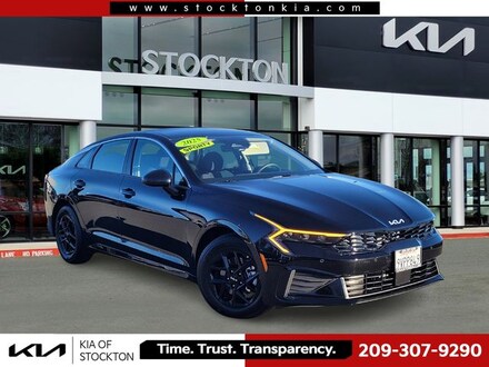 2025 Kia K5 LXS Sedan