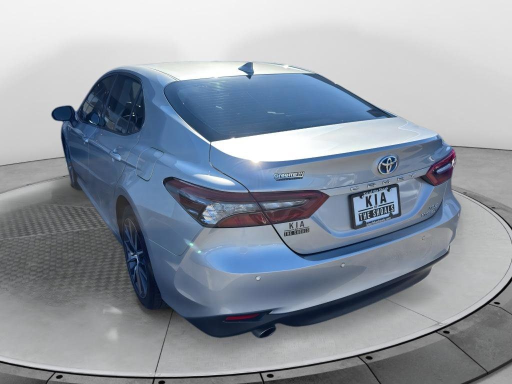 Used 2022 Toyota Camry Hybrid XLE Sedan