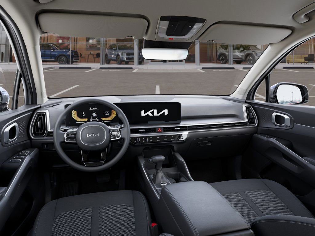 2025 Kia Sorento LX - Photo 14