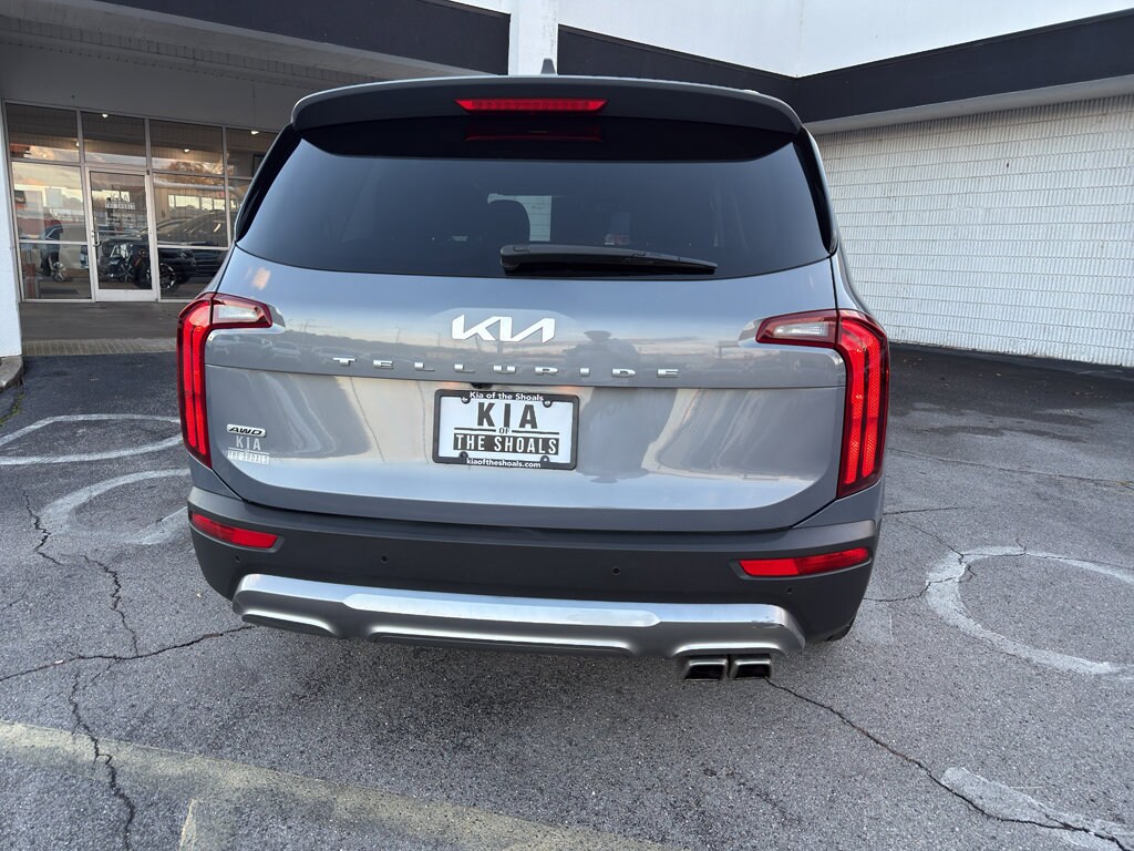 2022 Kia Telluride S photo 3