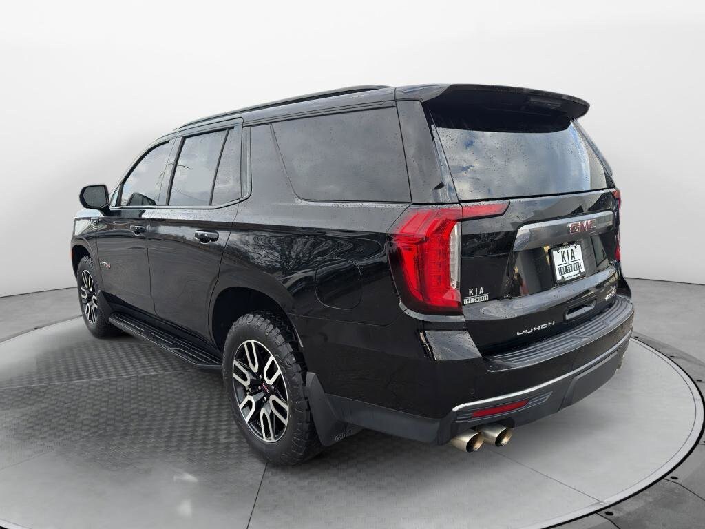 2022 Gmc Yukon AT4 photo 3