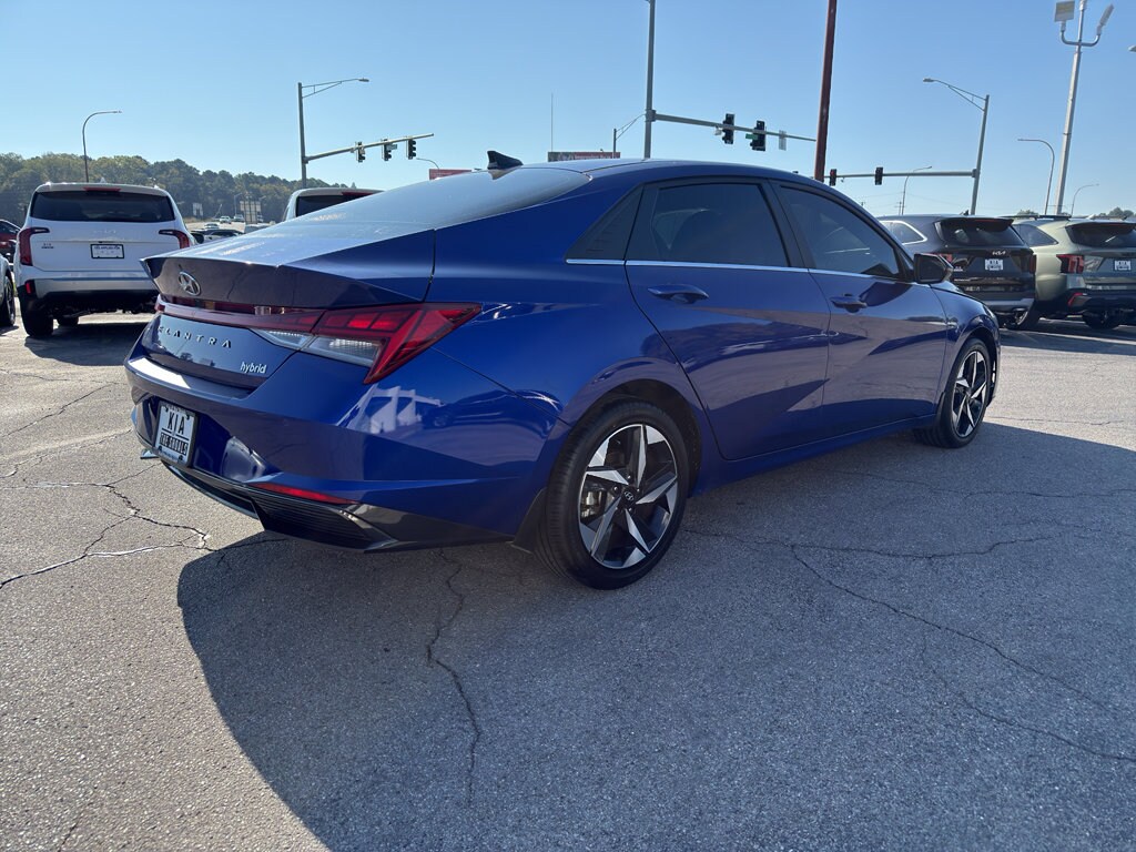 2023 Hyundai Elantra Hybrid Limited photo 3