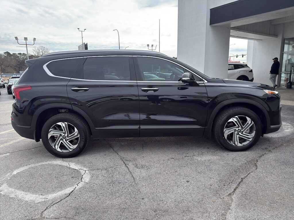 2023 Hyundai Santa Fe SEL photo 2