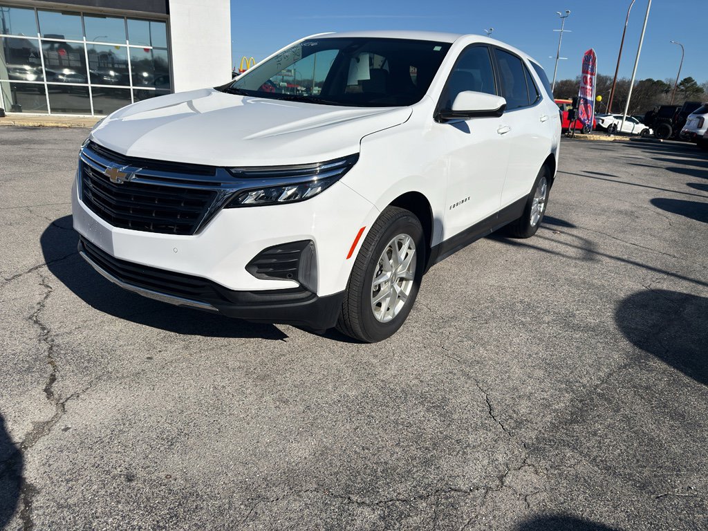 2023 Chevrolet Equinox LT - Photo 11