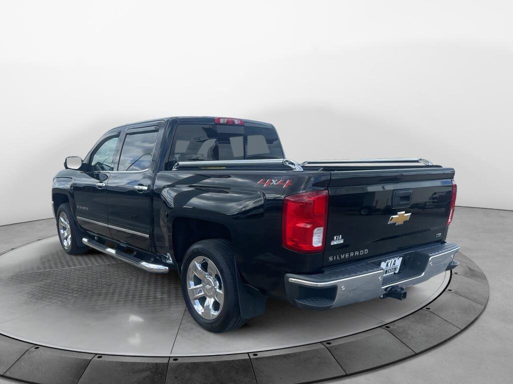 2018 Chevrolet Silverado 1500 LTZ photo 3