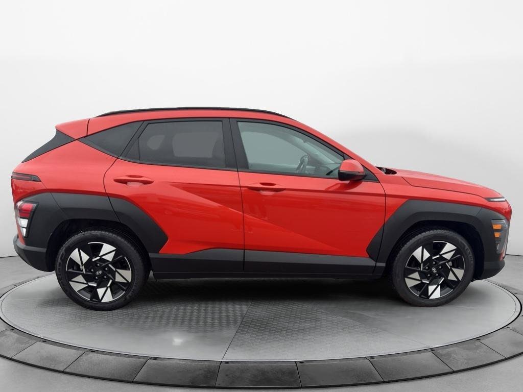 Used 2024 Hyundai Kona SEL with VIN KM8HC3AB2RU080043 for sale in New Albany, MS