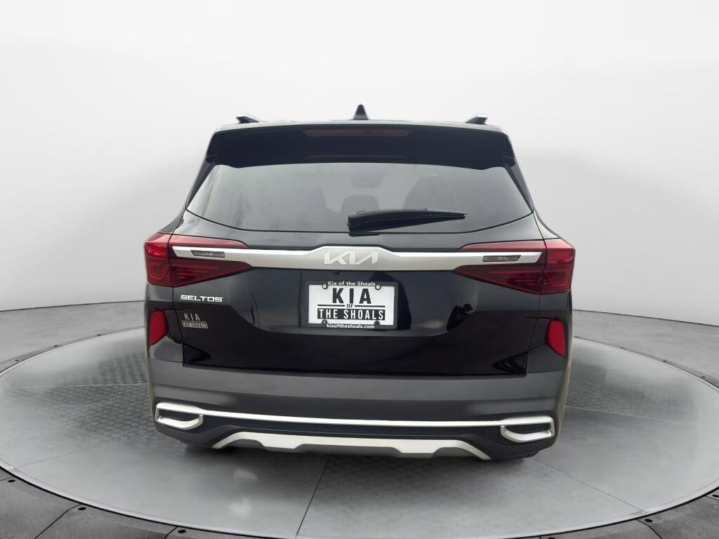 Used 2022 Kia Seltos EX SUV