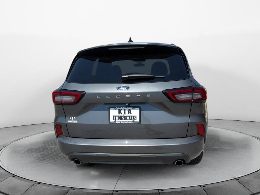 2024 Ford Escape ST-Line photo 4