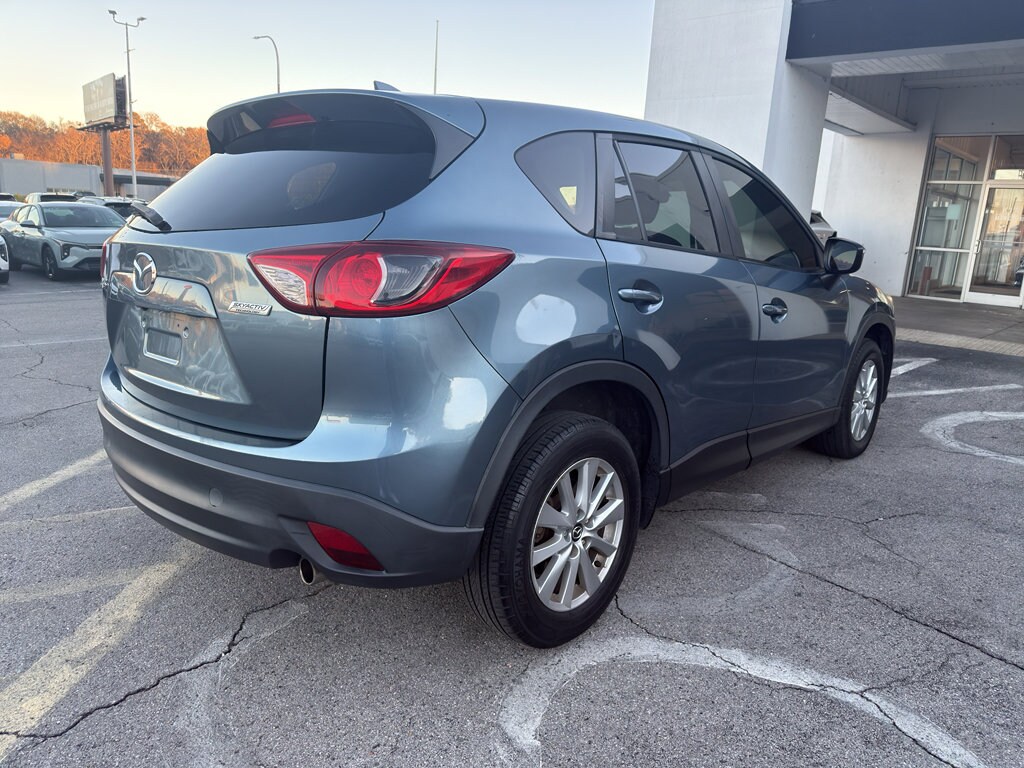 2016 Mazda CX-5 Touring photo 2